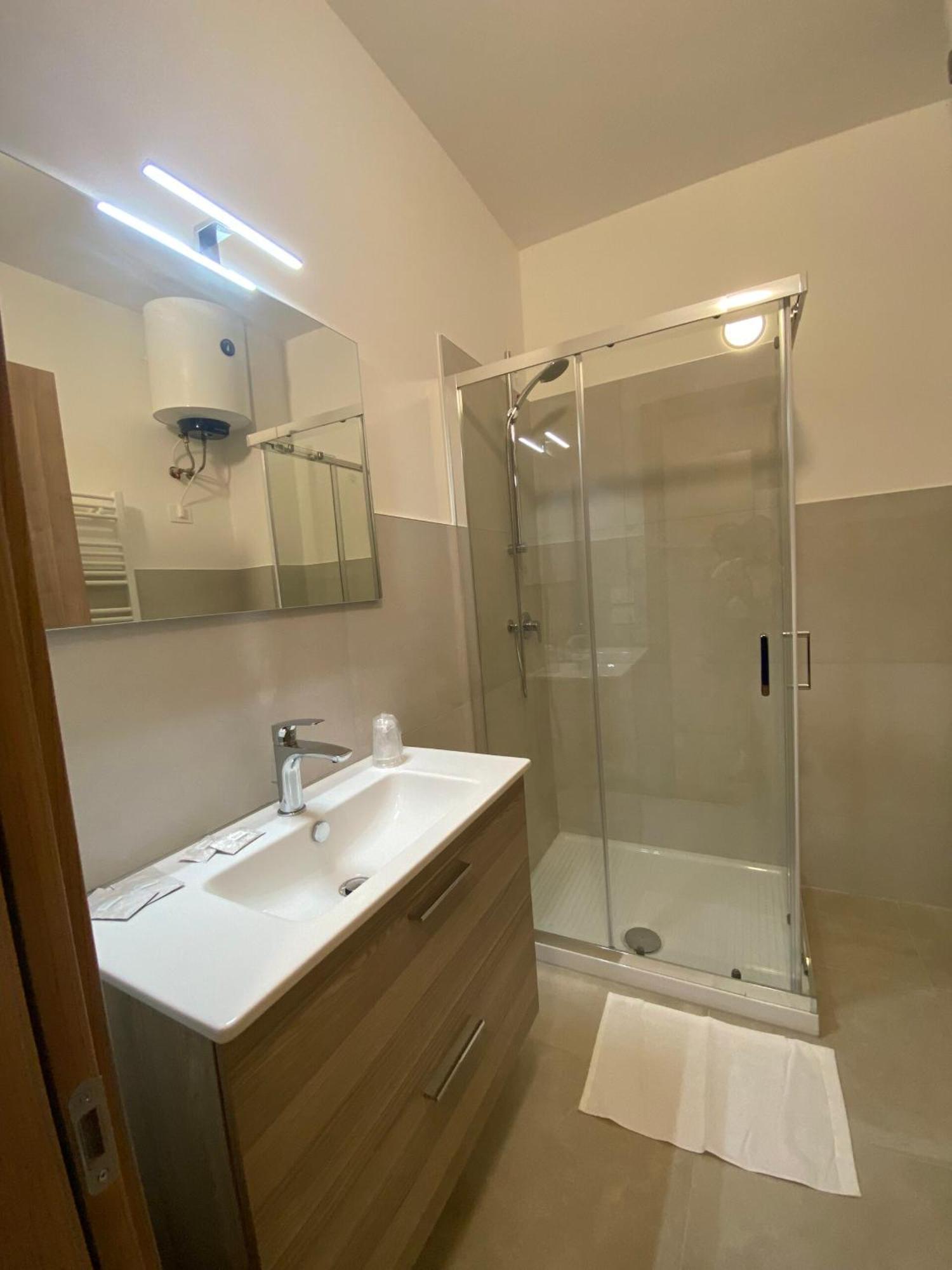 Residence Montefeltro La Torraccia Ngoại thất bức ảnh