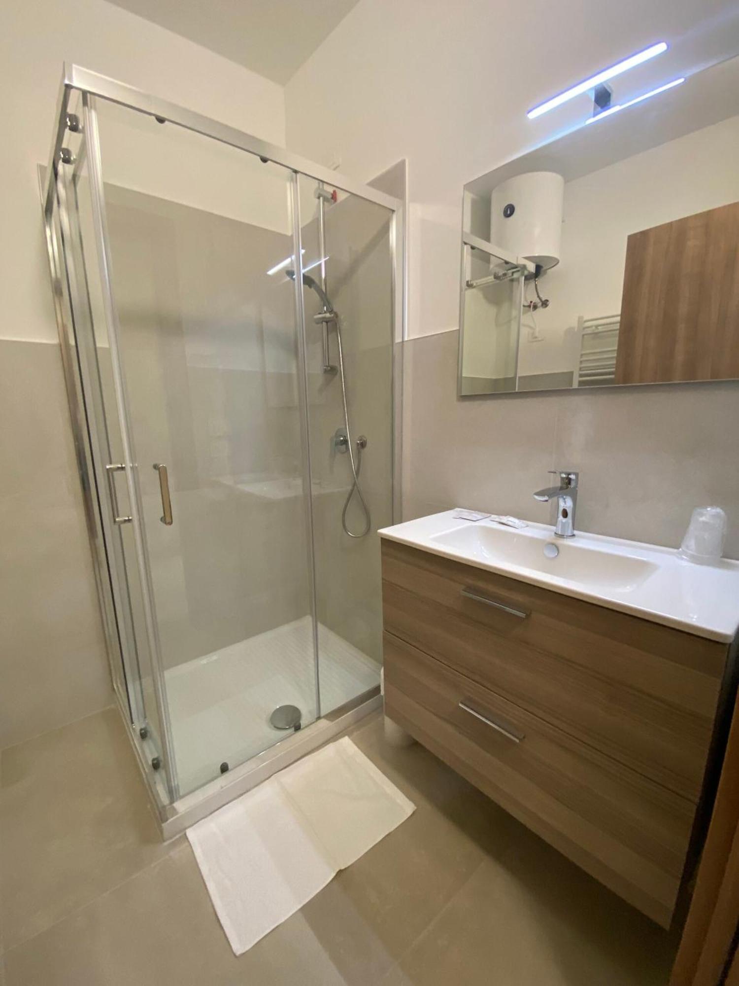 Residence Montefeltro La Torraccia Ngoại thất bức ảnh