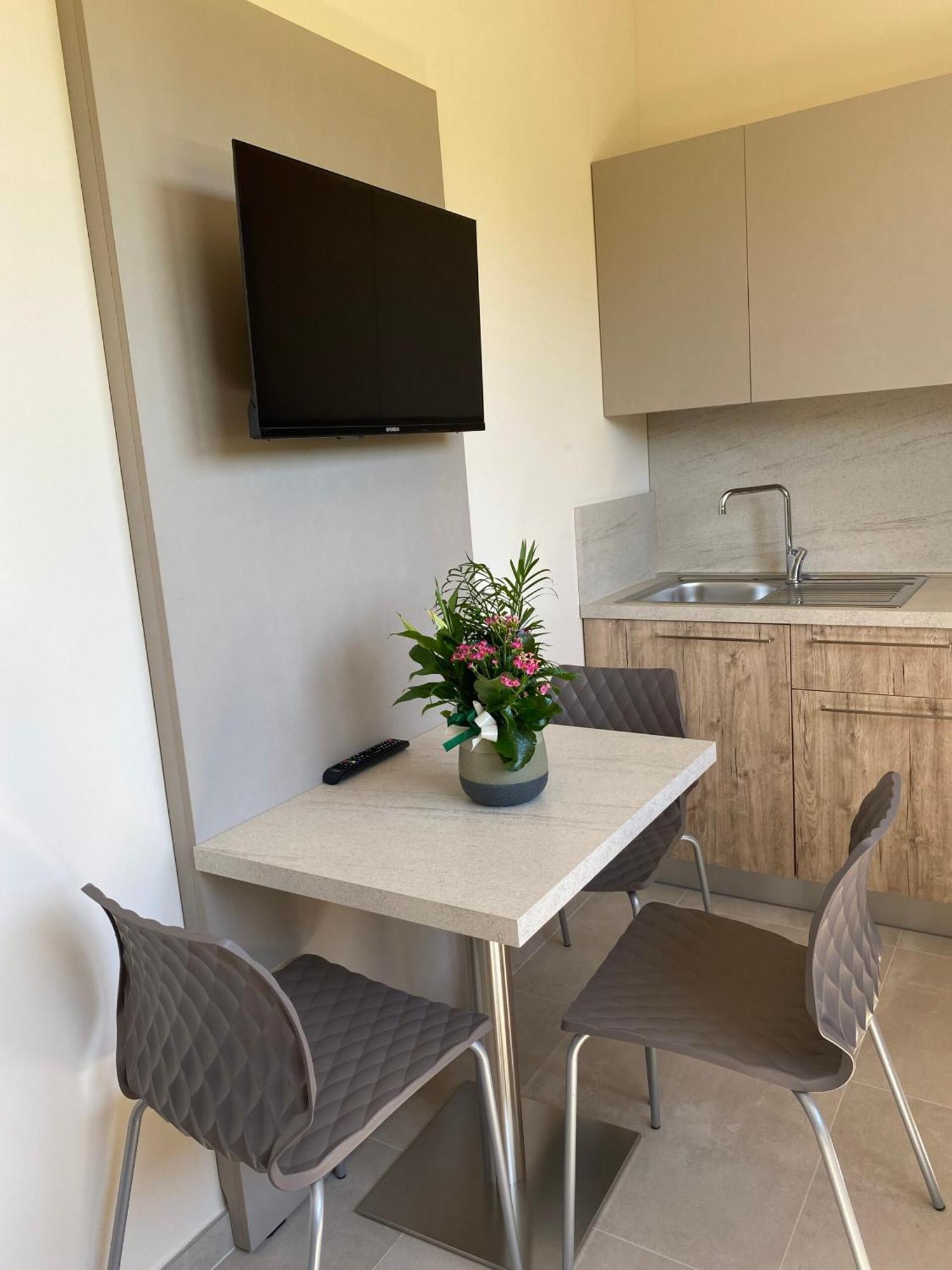Residence Montefeltro La Torraccia Ngoại thất bức ảnh